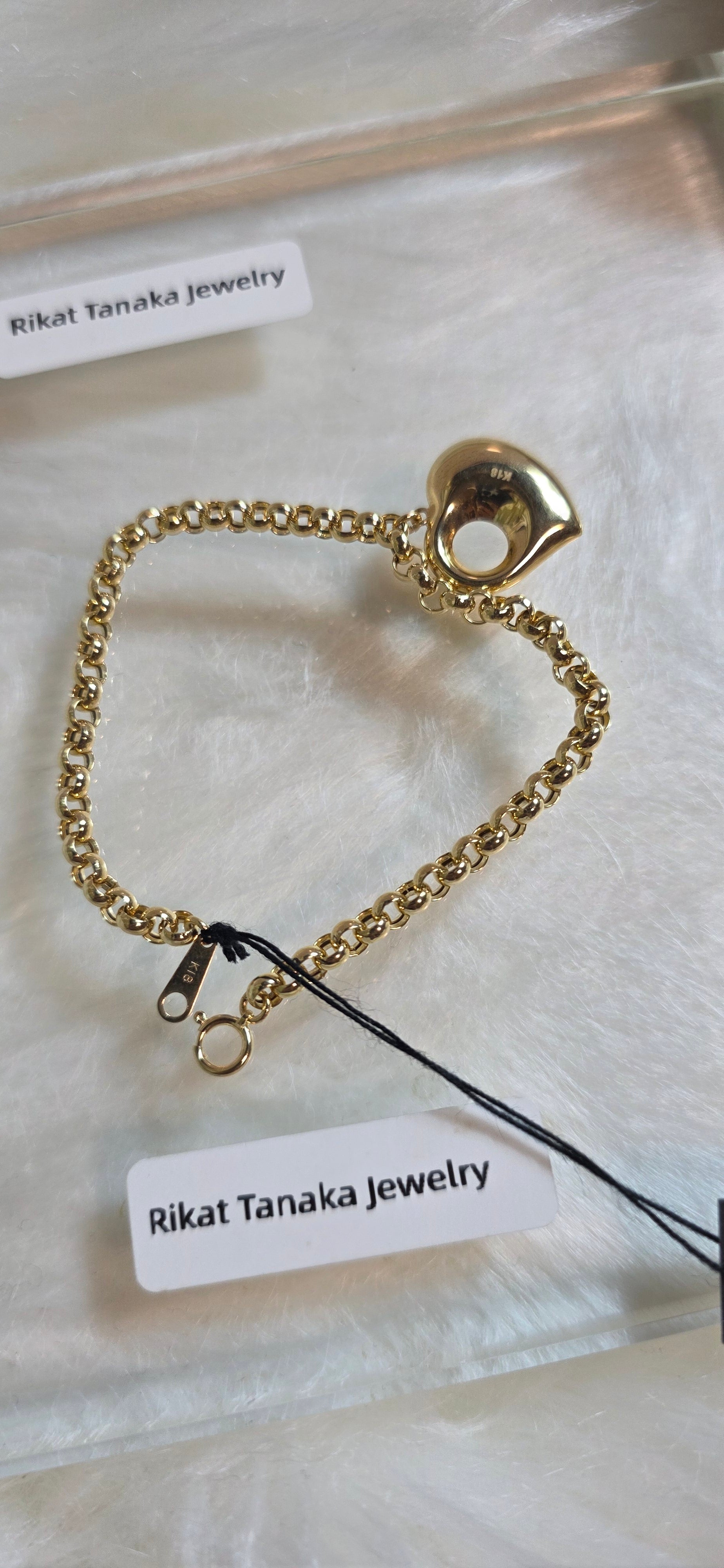 18K Yellow Gold Heart Charm Bracelet