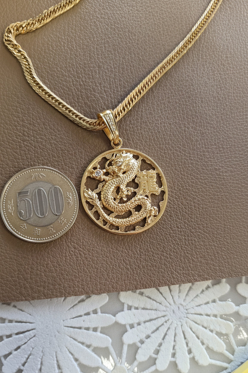 K18YG brand new w/diamond Big Dragon solid gold Pendant 10.9g